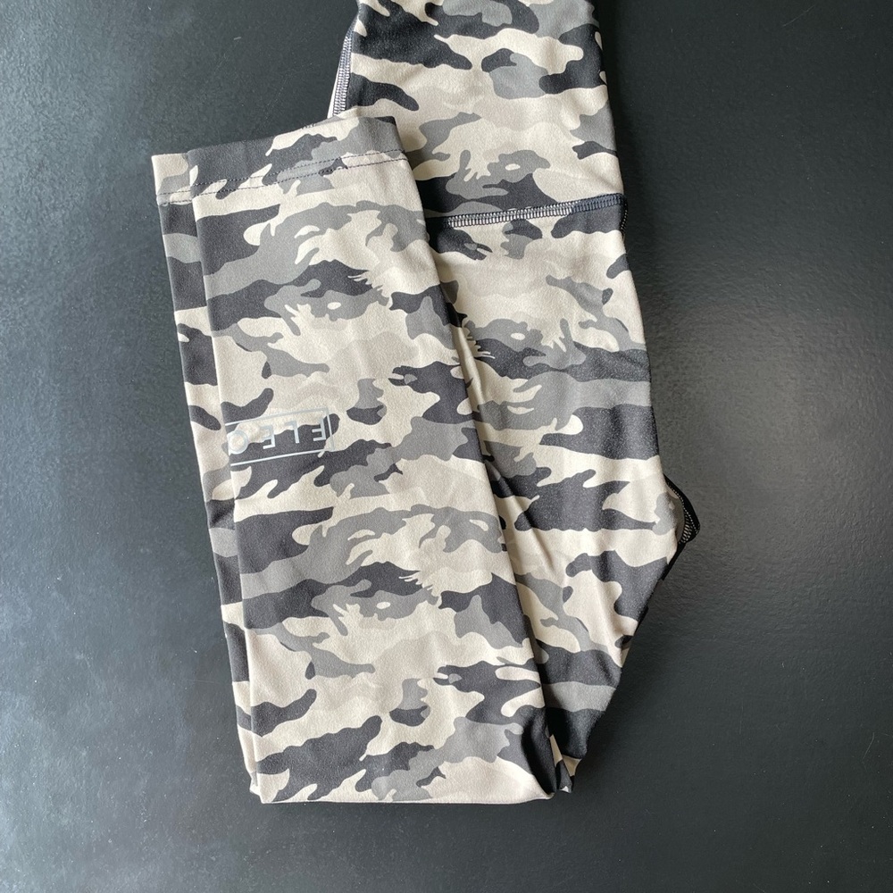Fleo crop Camo Leggings